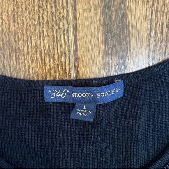 Brooks Brothers 346 Black Sweater 100% Merino Wool Jeweled Neck Size Large - Picture 3 of 6